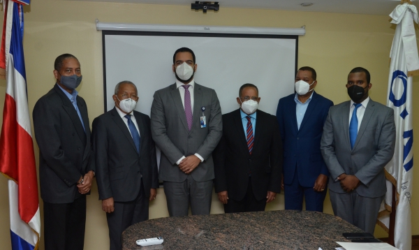 Directorio de la Oficina Nacional de la Propiedad Industrial se reúne con el Director General, Doctor Salvador Ramos